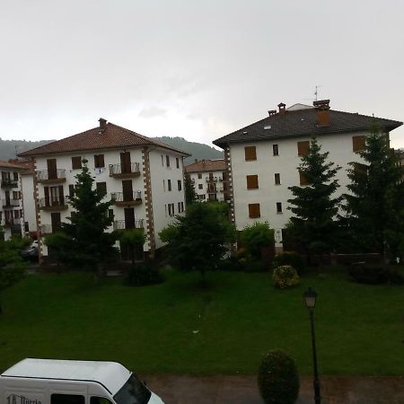 Leku-Eder Apartment Elizondo Bagian luar foto